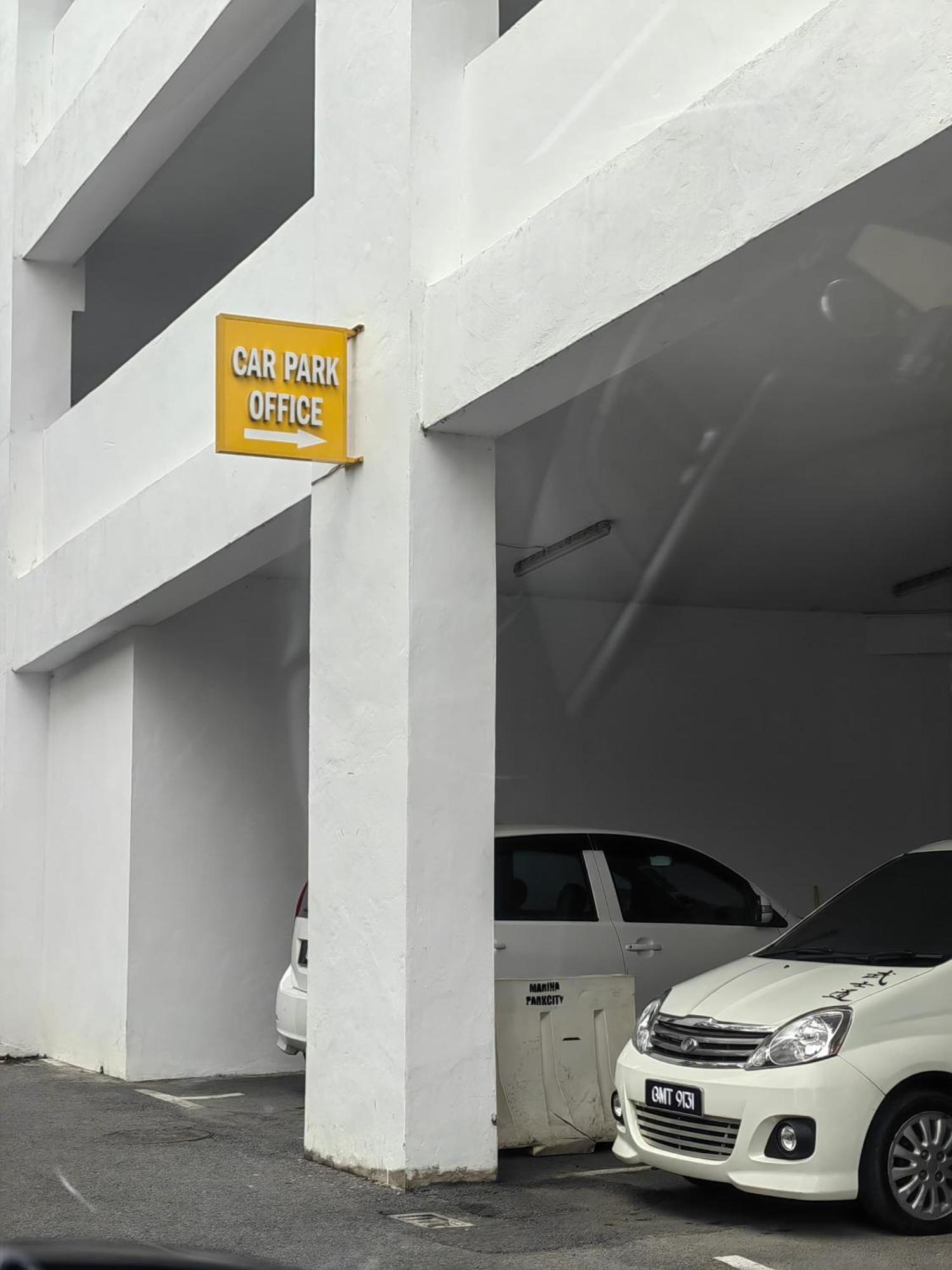 Homezstay Soho Timesquare Miri Buitenkant foto